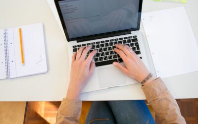 Why Do Students Benefit from Working with a Personal Essay Editor During College Applications?